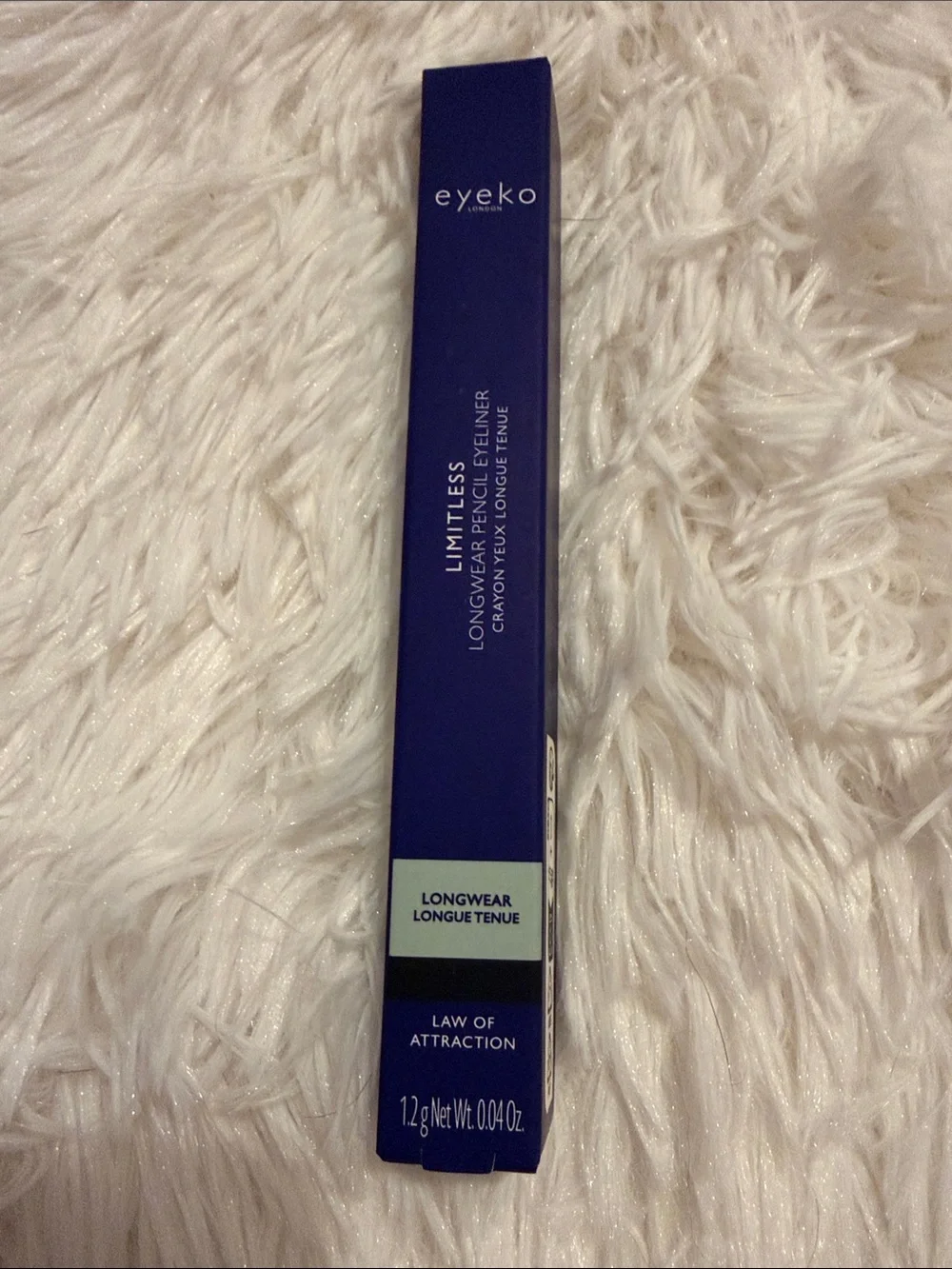 Eyeko Limitless Long-Wear Colored Pencil Eyeliner Law of Attraction - Black NIB